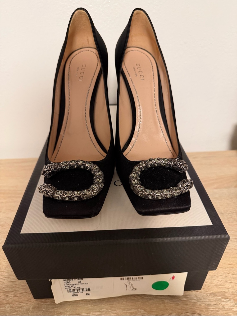 Gucci Black Dionysus Accent Satin Pumps